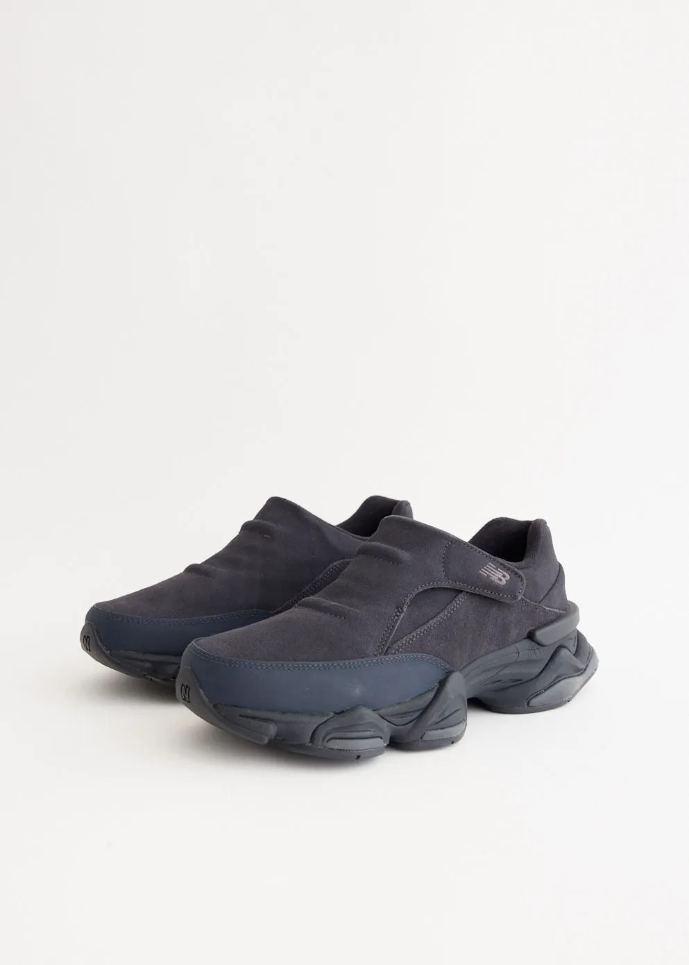 8040 'Black Navy' Sneakers