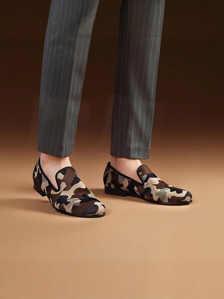 Autumn and winter new men's two-color camouflage velvet handmade loafers European and American trendy banquet slip-on smoking shoes