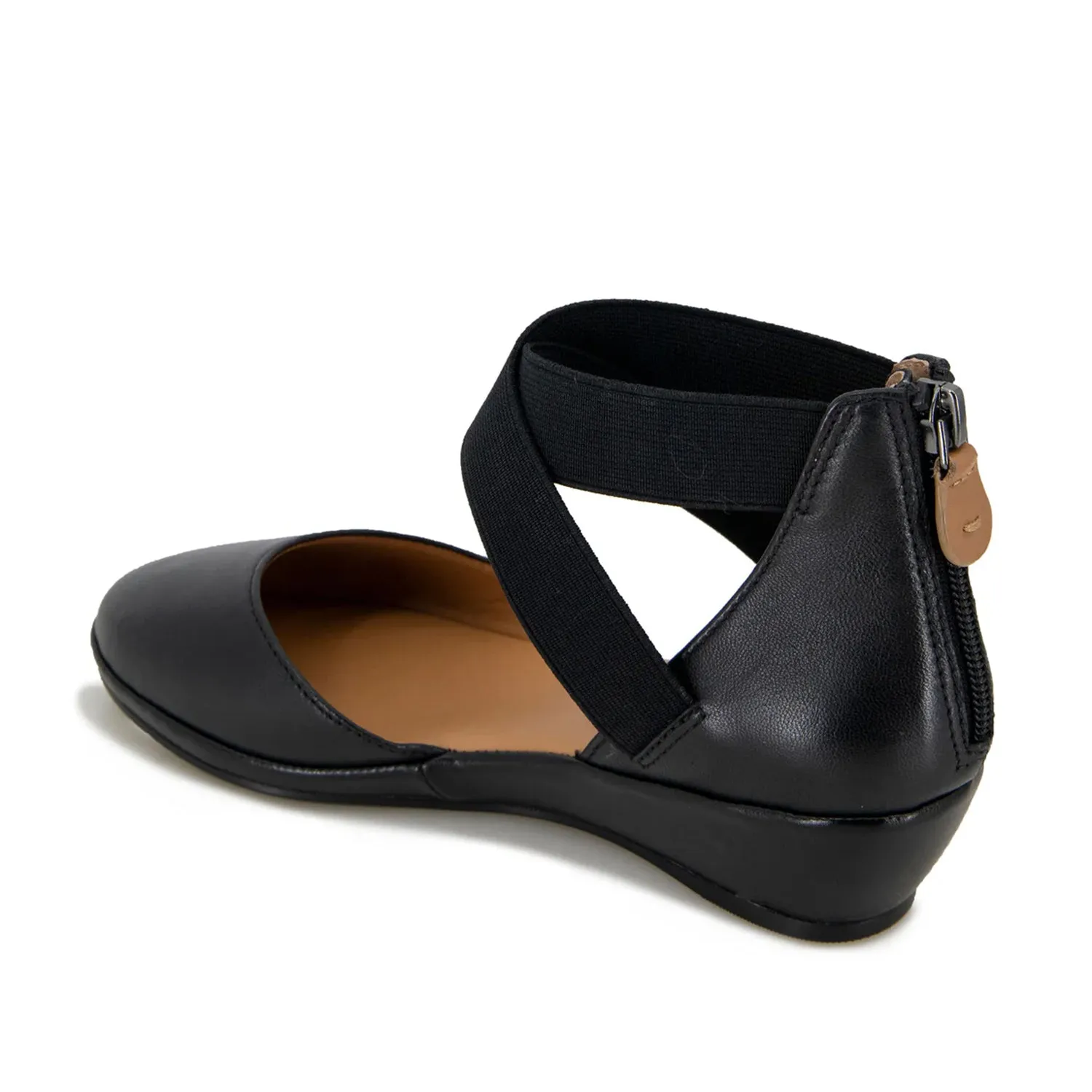 Kenneth Cole Women's Noa in Black