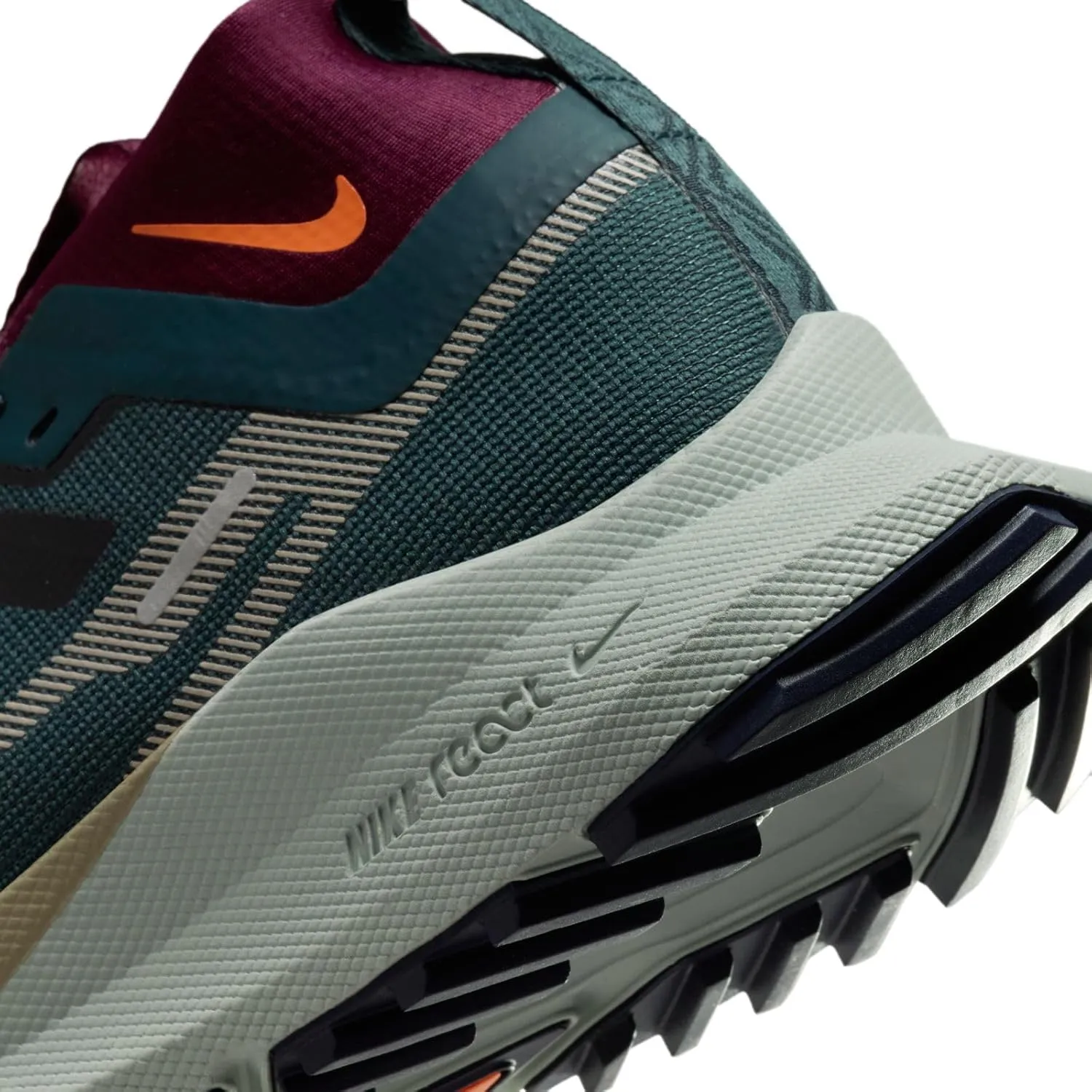 NIKE Women's Running Low