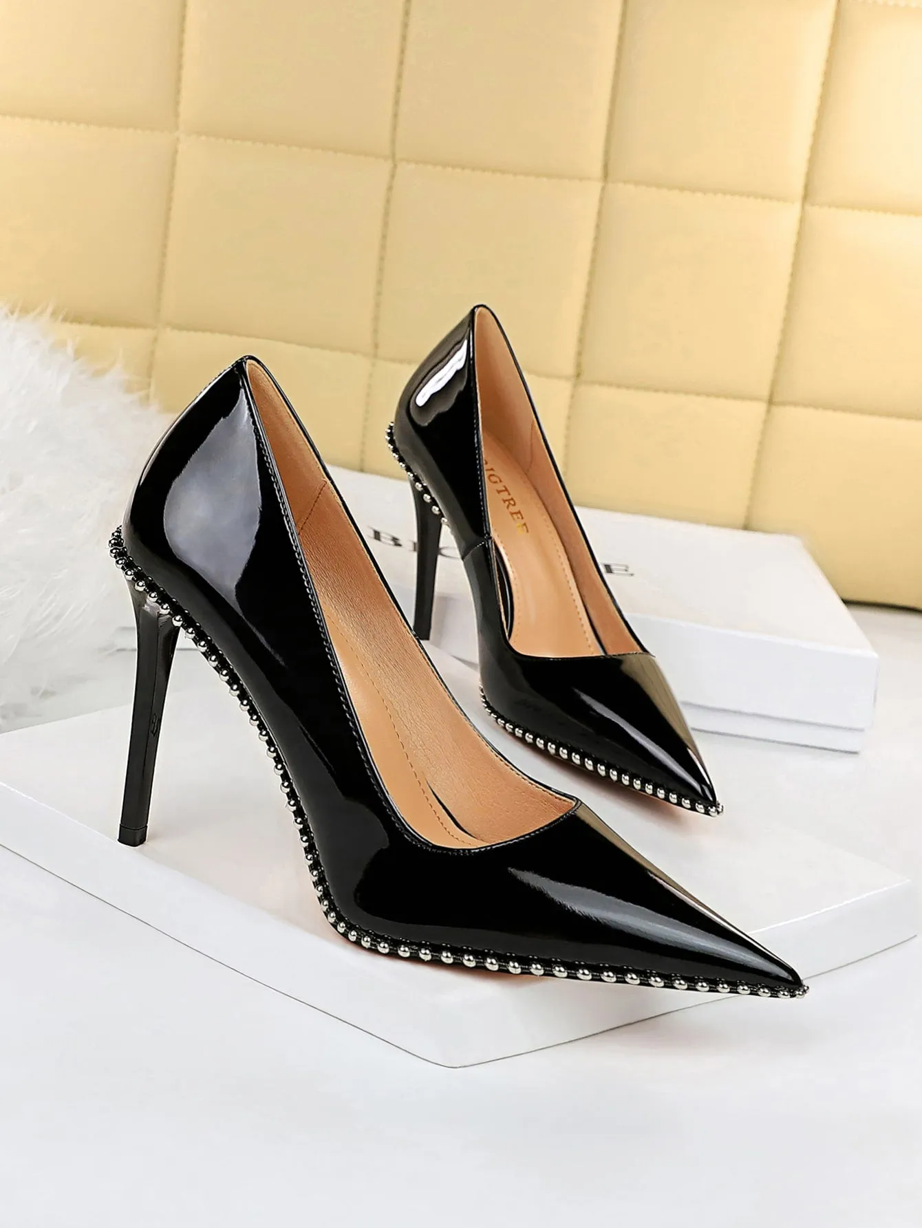 Studded Decor Point Toe Stiletto Heeled Court Pumps