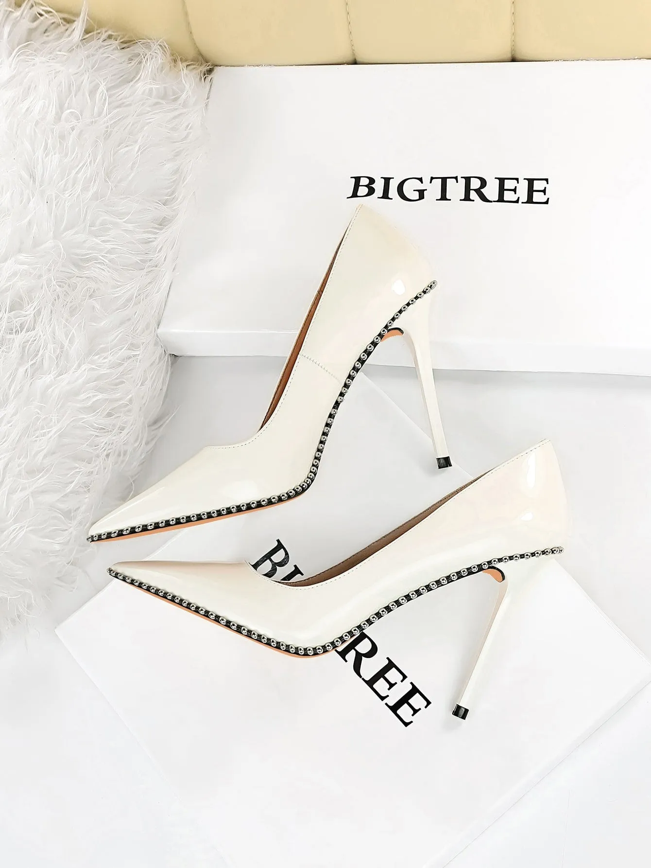 Studded Decor Point Toe Stiletto Heeled Court Pumps