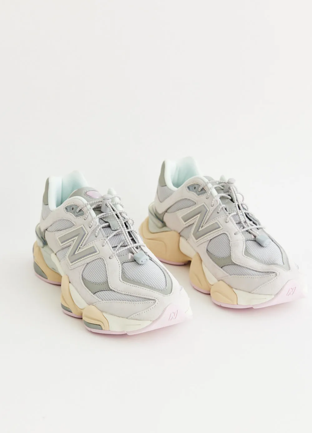U9060GM Lights Out 'Grey Matter' Sneakers